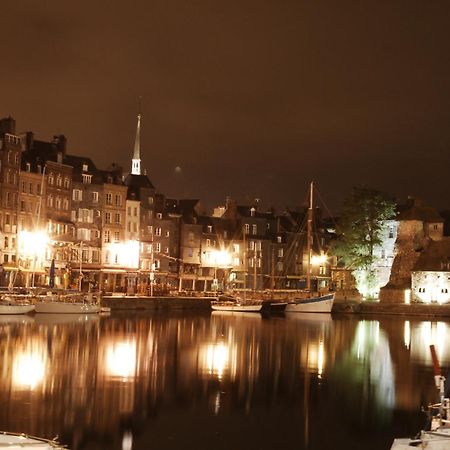 Escapade Au Coeur De Honfleur Avec Parking Prive Et Vue Panoramique Lejlighed Eksteriør billede